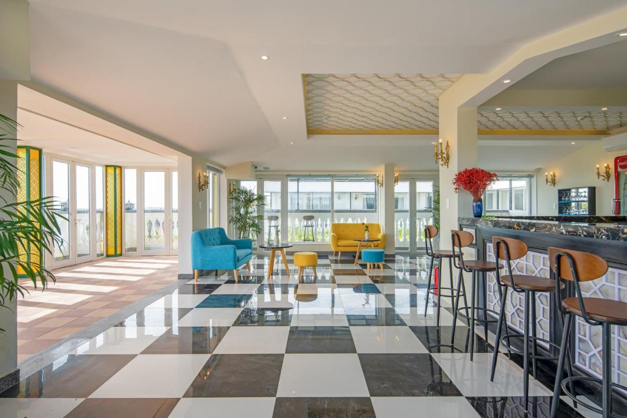 Отель Blue Sky Boutique & 4*