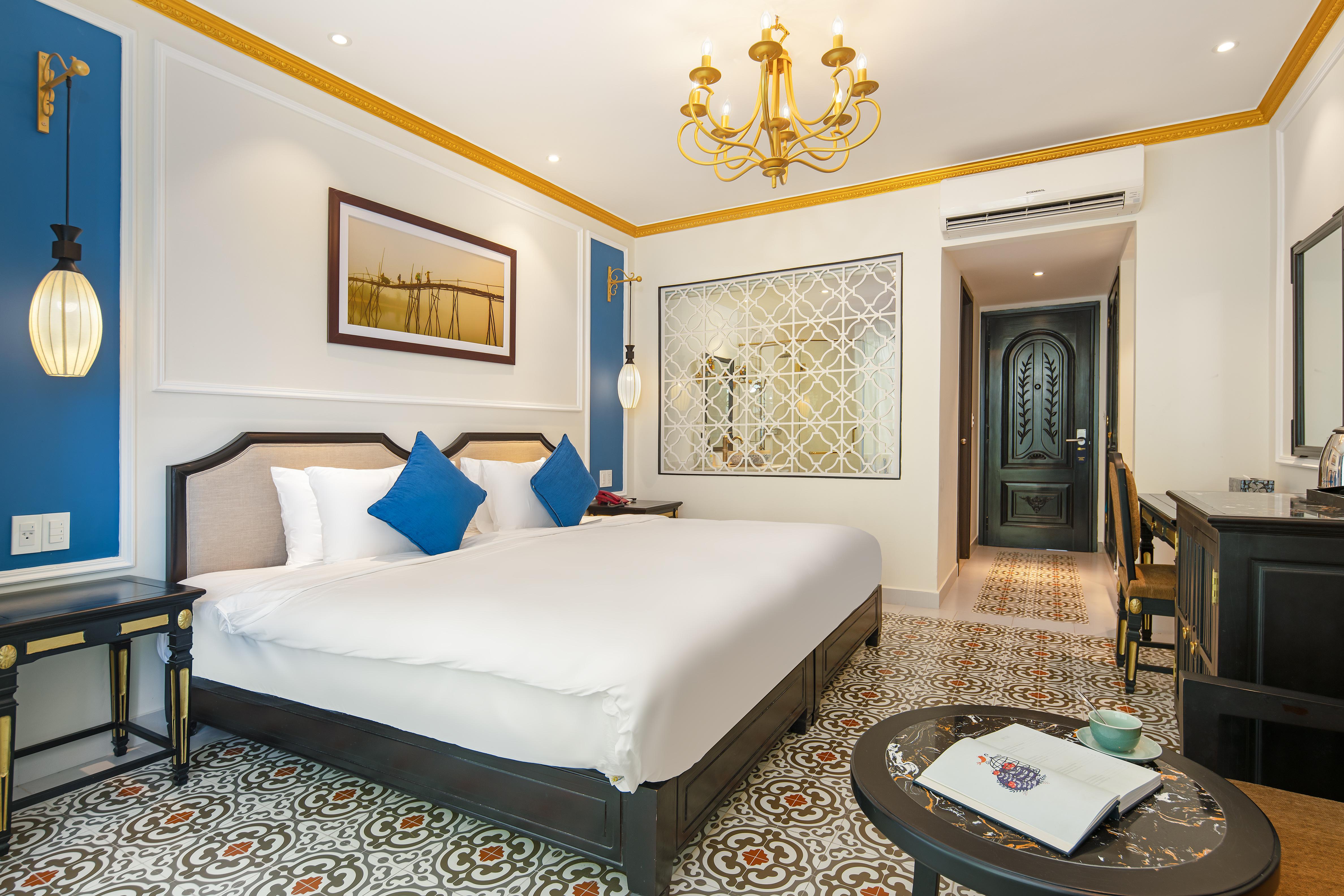 Blue Sky Boutique & Отель 4*